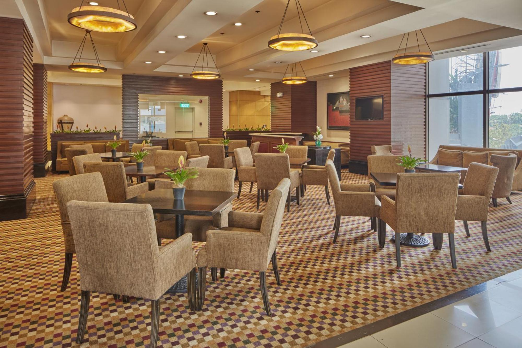 Holiday Inn & Suites Manila Galleria By Ihg Pasig City Exteriér fotografie