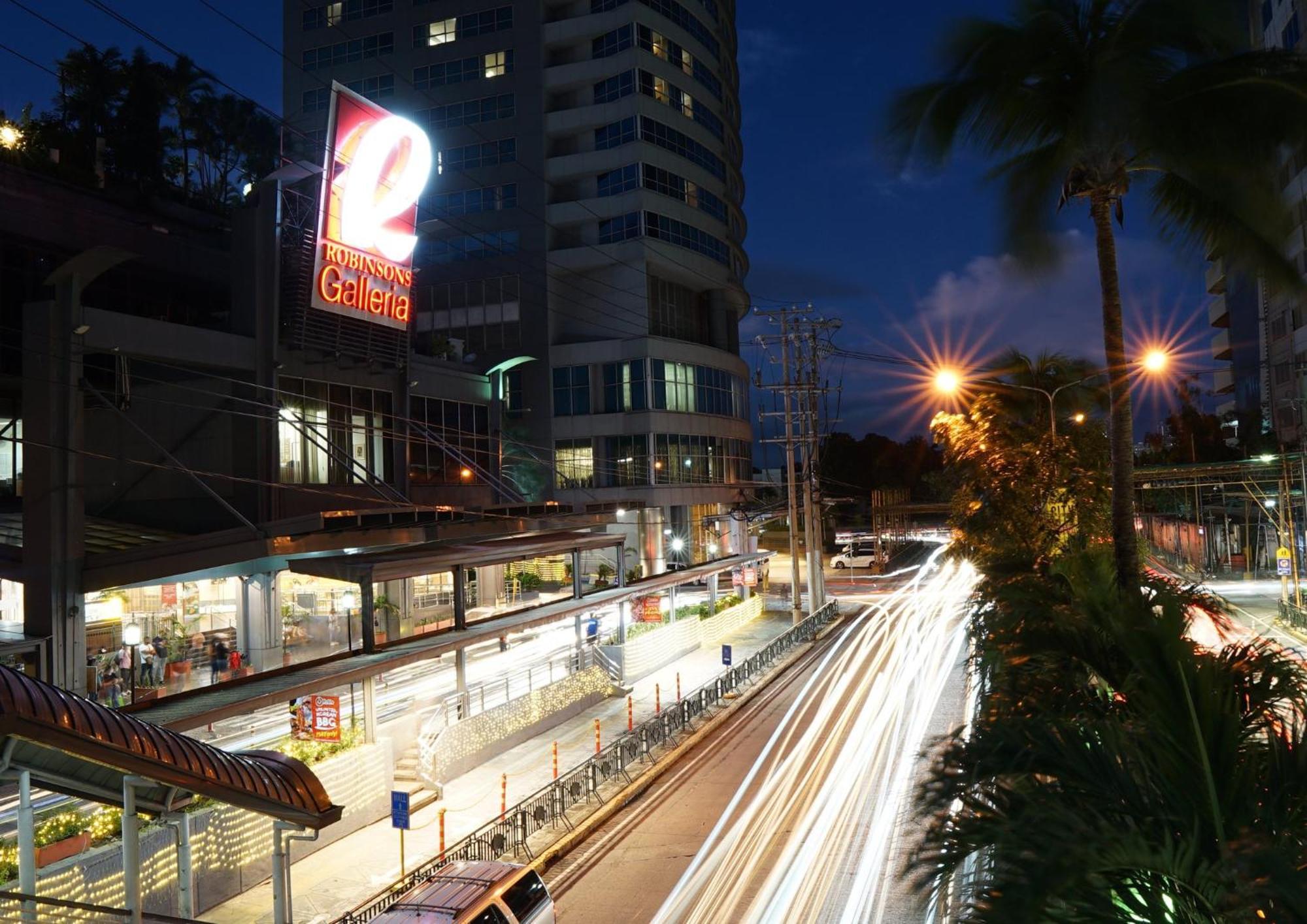 Holiday Inn & Suites Manila Galleria By Ihg Pasig City Exteriér fotografie