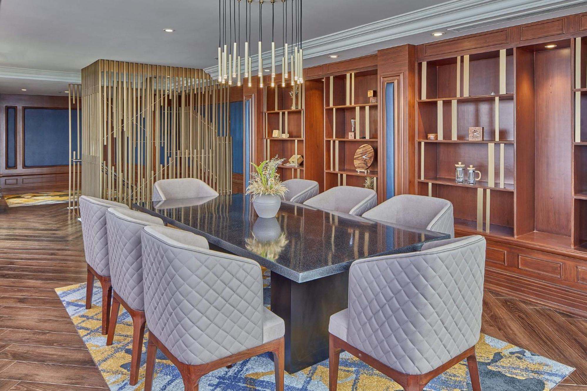 Holiday Inn & Suites Manila Galleria By Ihg Pasig City Exteriér fotografie