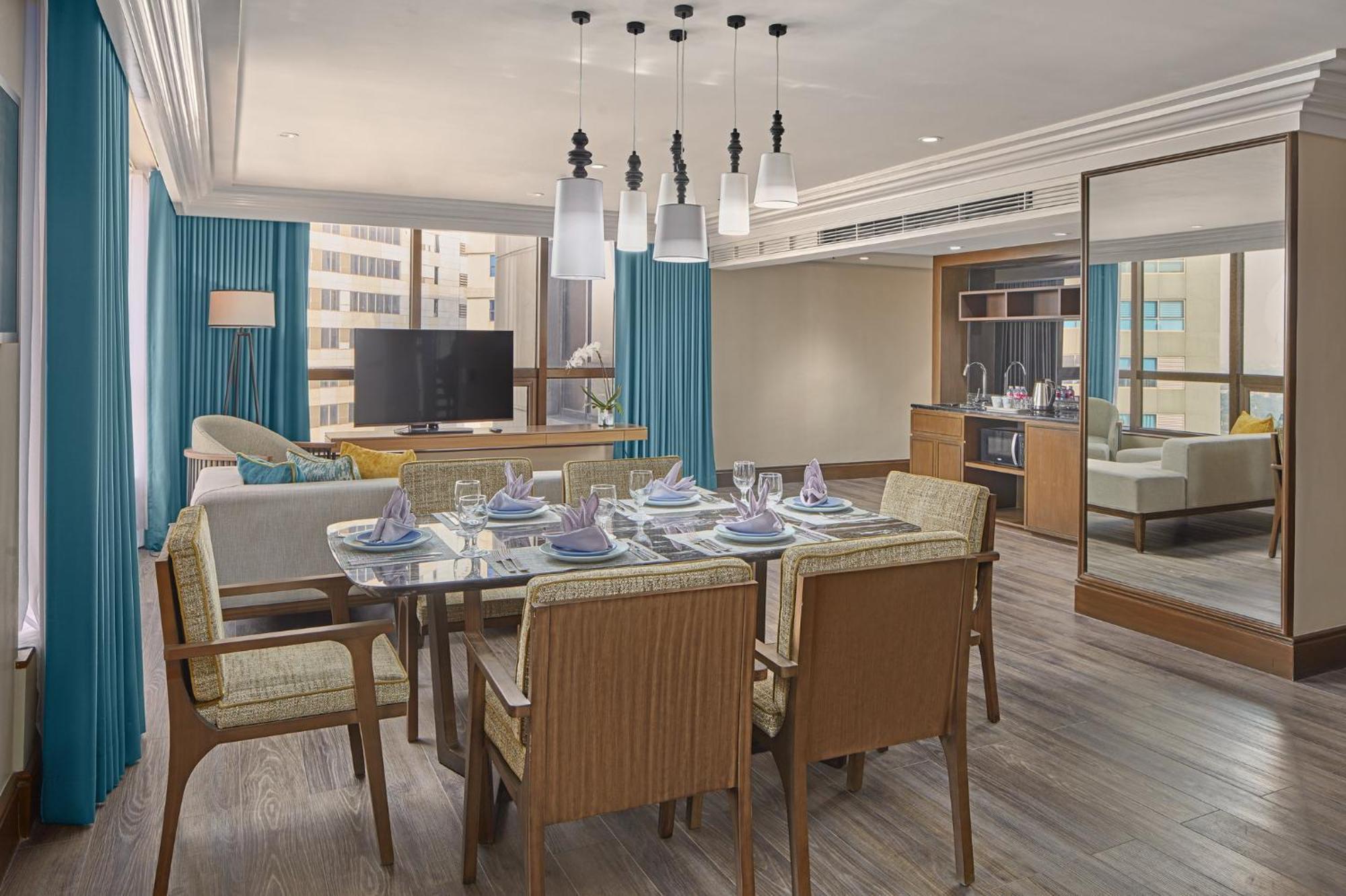 Holiday Inn & Suites Manila Galleria By Ihg Pasig City Exteriér fotografie